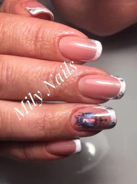 Aplic unghii cu gel si oja semipermanenta